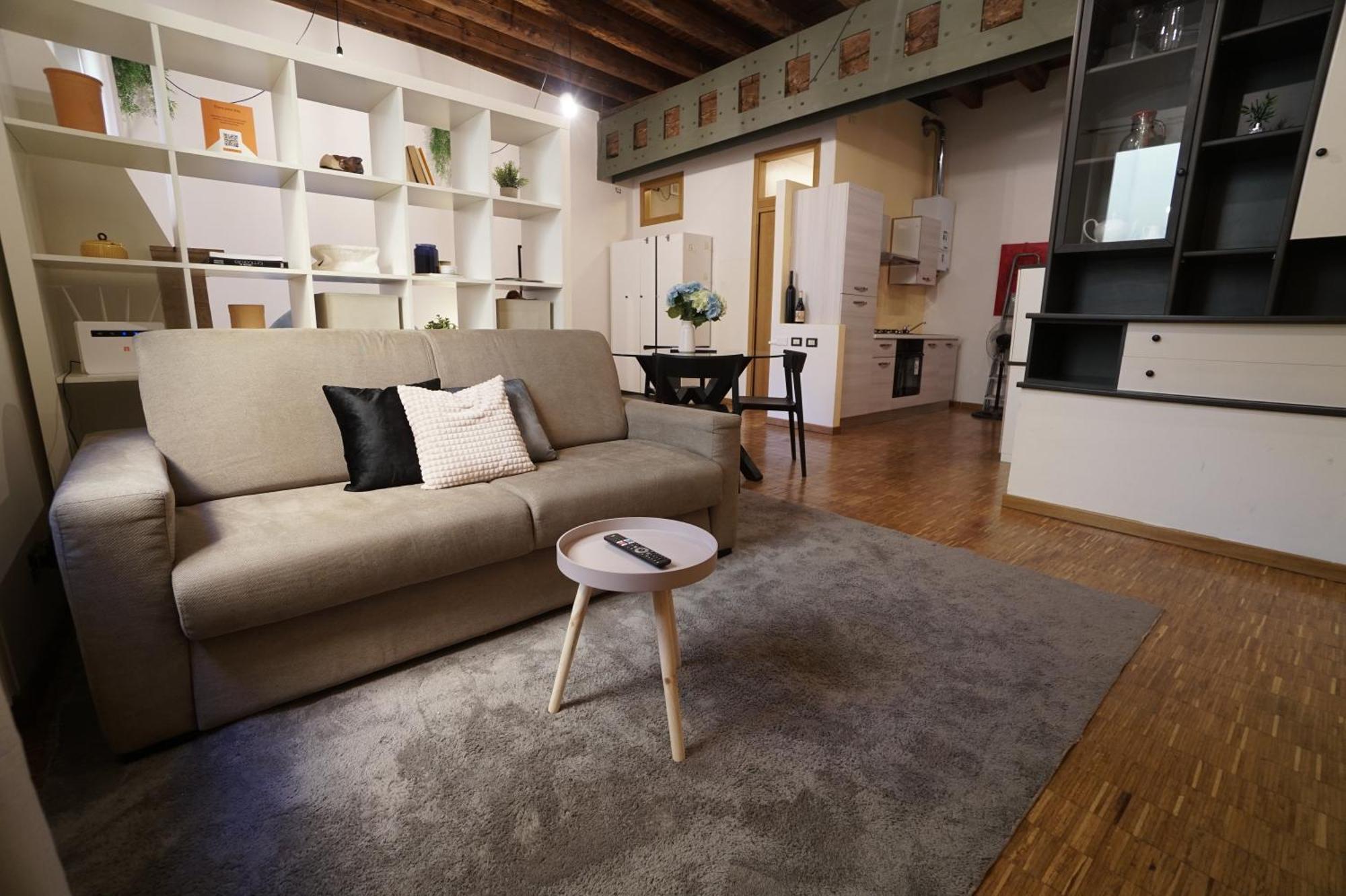 Romeohouse Central With Wifi Verona Kültér fotó
